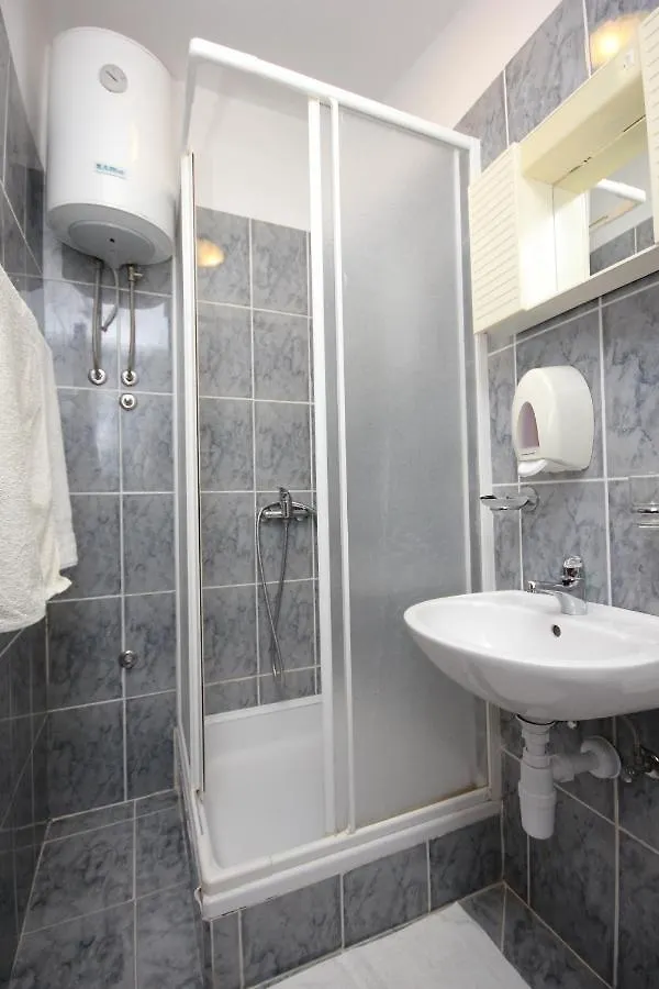 Affittacamere Apartments And Rooms By The Sea Zaglav, Dugi Otok - 393 Sali
