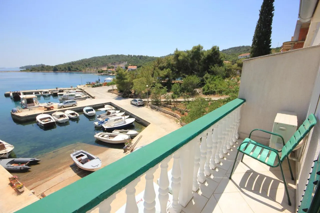 Apartments And Rooms By The Sea Zaglav, Dugi Otok - 393 Sali 3*,